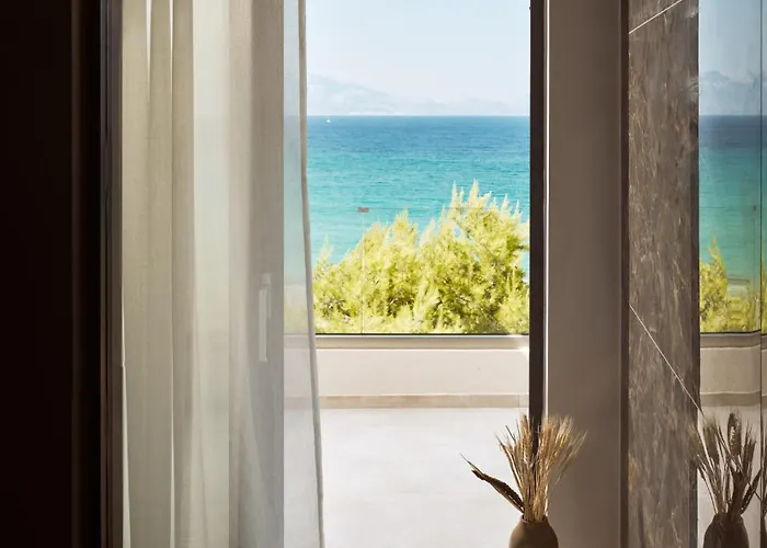 Villa Nomia Villa, With Pool, Gym & Walk To The Beach, By Thinkvilla
