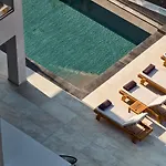 Вилла Nomia Villa, With Pool, Gym & Walk To The Beach, By Thinkvilla