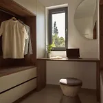 Вилла Nomia Villa, With Pool, Gym & Walk To The Beach, By Thinkvilla *