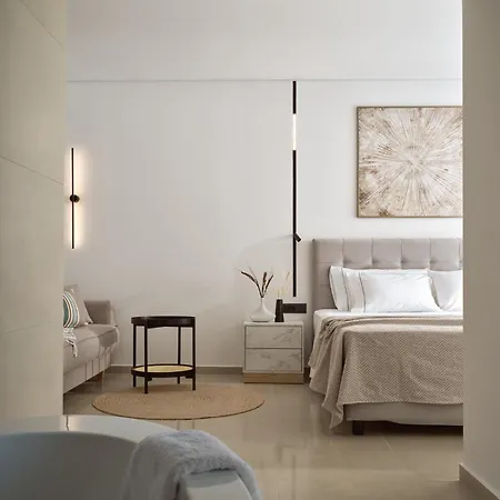 Nomia Villa, With Pool, Gym & Walk To The Beach, By Thinkvilla 别墅